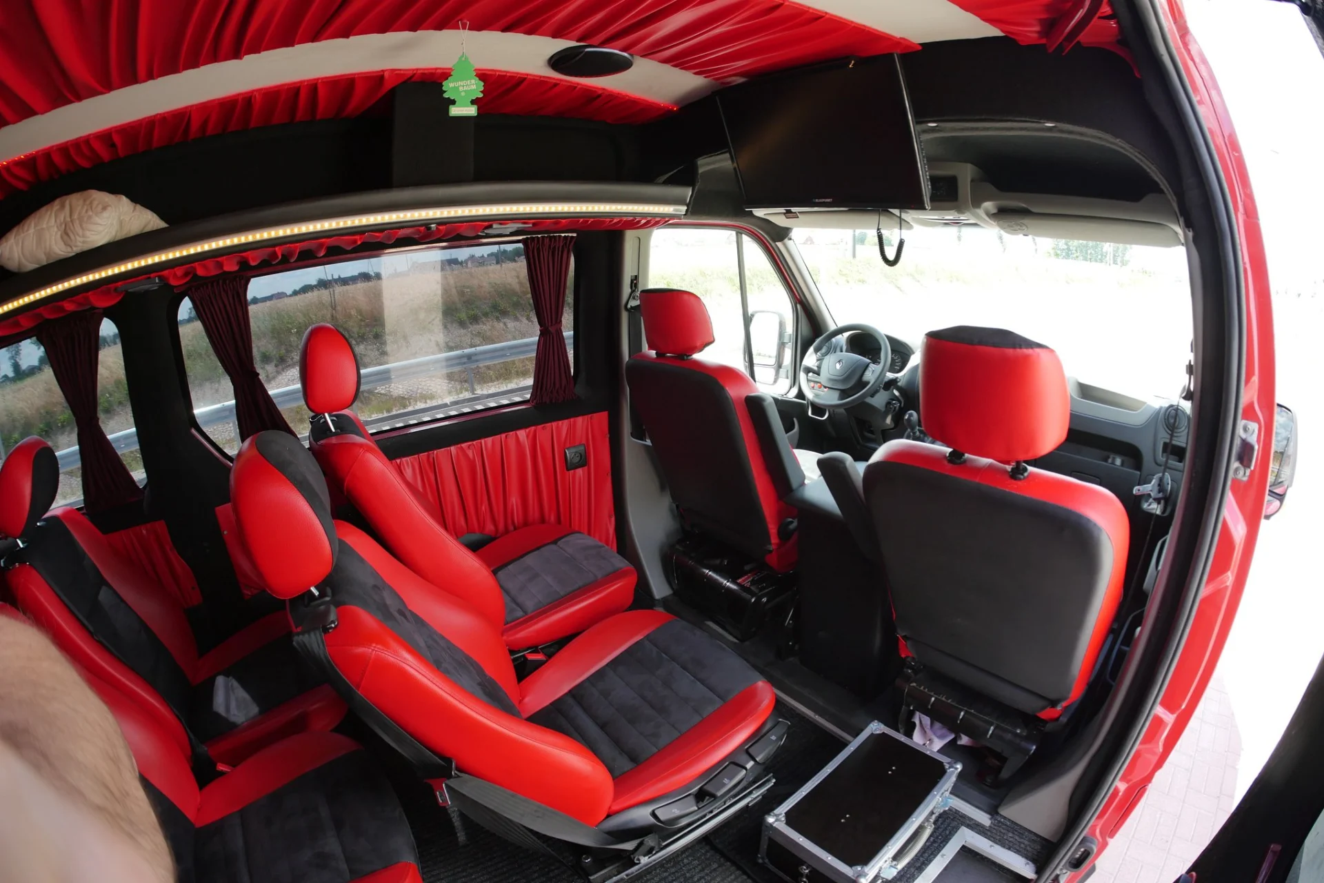 27788002 799339483571486 7751776557942832272 o